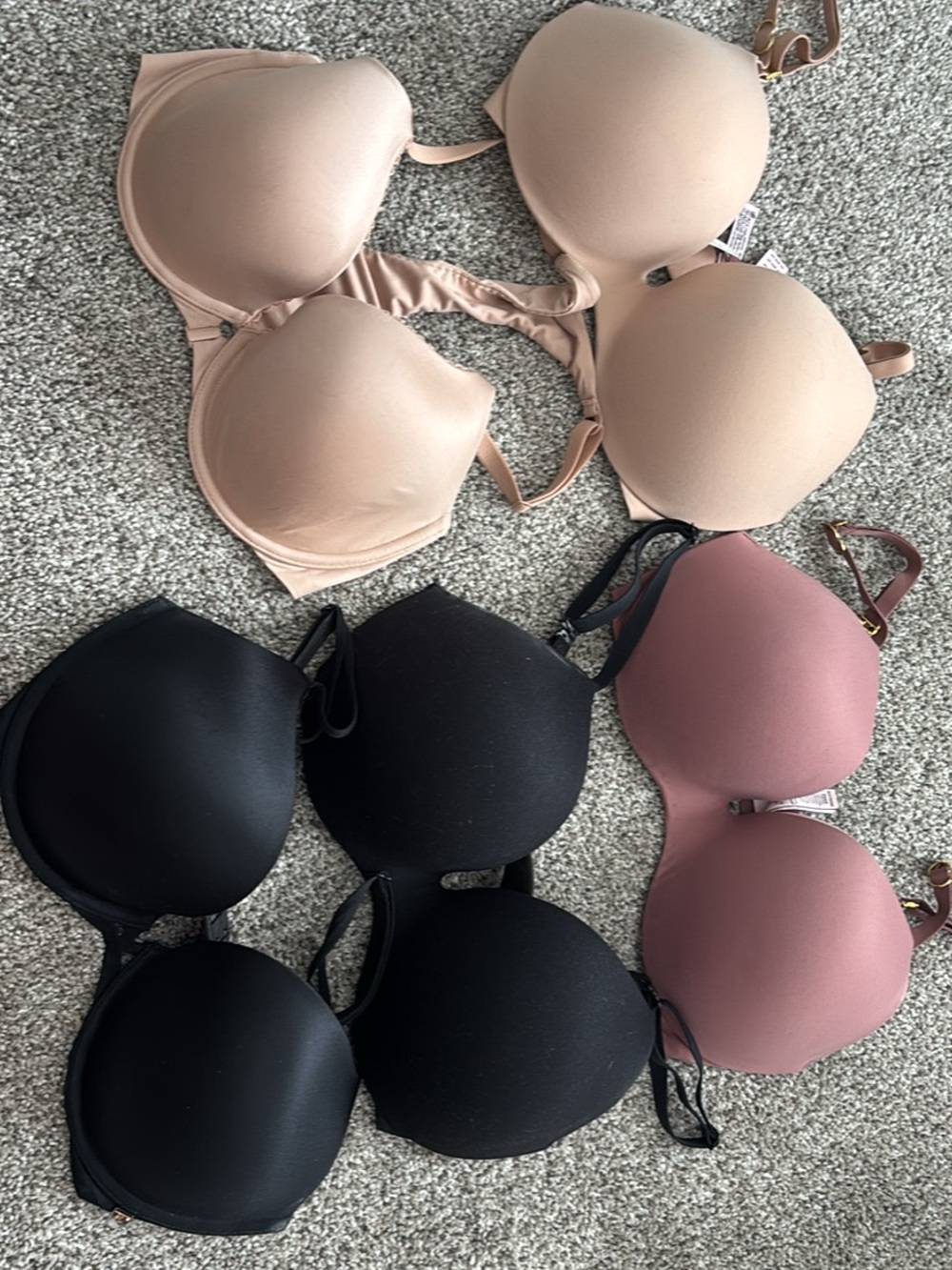 VS Bra Bundle - one NWT -32DDD